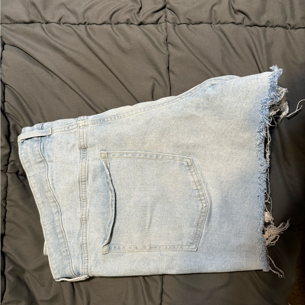 Old Navy Light Blue Jean Shorts distressed stretch